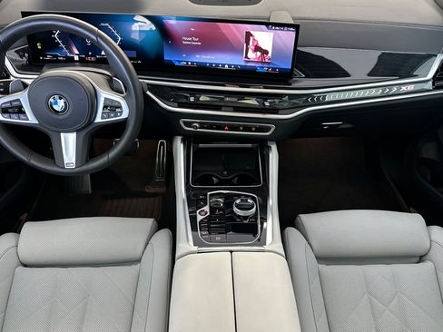 Used 2026 BMW X6 xDrive40i w/ Executive Package AWD/4WD image 12