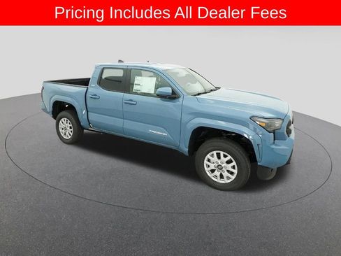 New 2026 Toyota Tacoma SR5 RWD image 12