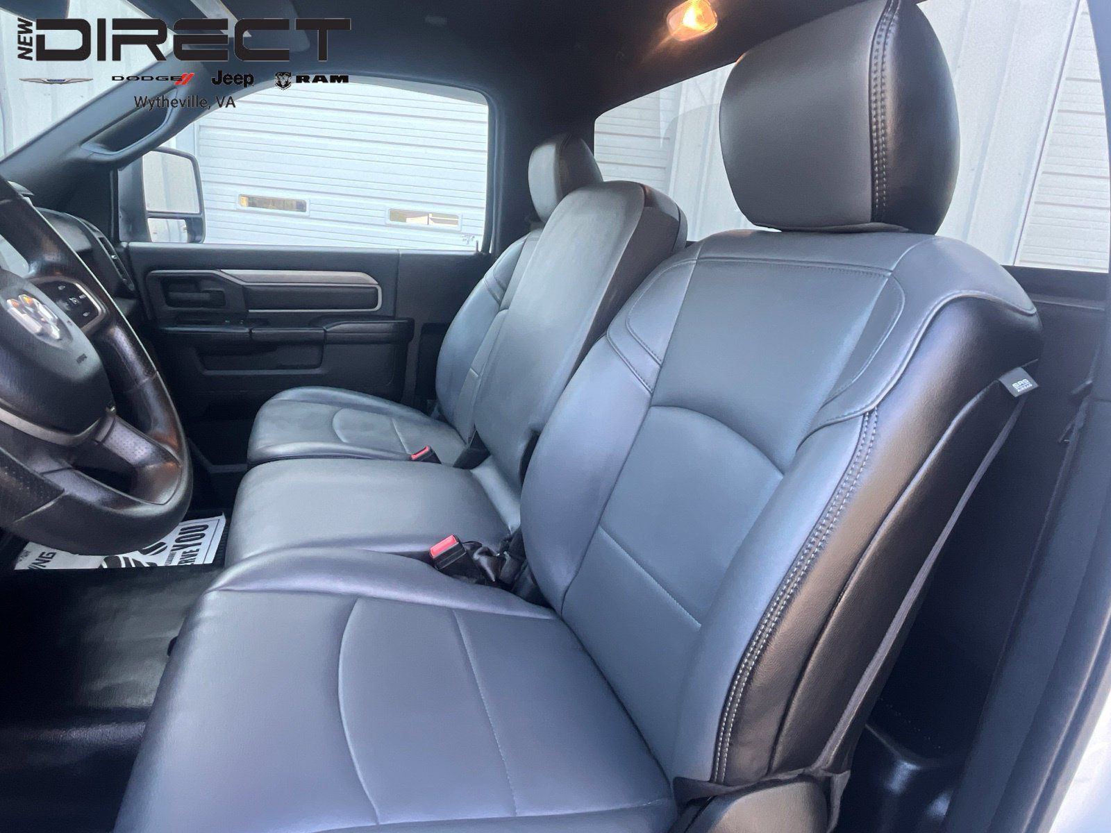 Used 2024 RAM 3500 Tradesman w/ Convenience Group AWD/4WD image 15