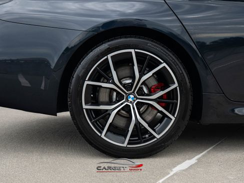Used 2021 BMW M550i xDrive w/ Premium Package image 11