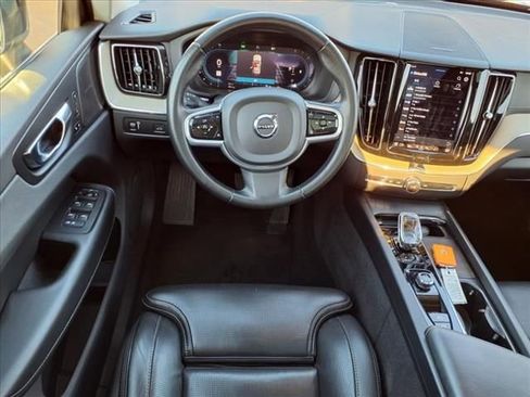 Used 2022 Volvo XC60 B5 Inscription w/ Advanced Package image 8