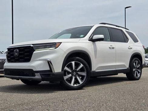 Used 2024 Honda Pilot Elite image 25
