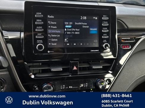 Used 2023 Toyota Camry SE image 14