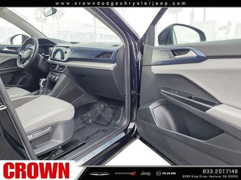 Used 2022 Volkswagen Taos SE image 15