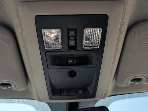 Used 2013 RAM 2500 Laramie w/ Convenience Group AWD/4WD image 18