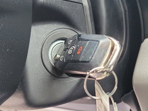 Used 2018 Ford F150 XLT w/ Equipment Group 302A Luxury image 30