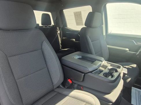 Used 2024 Chevrolet Silverado 1500 LT AWD/4WD image 4