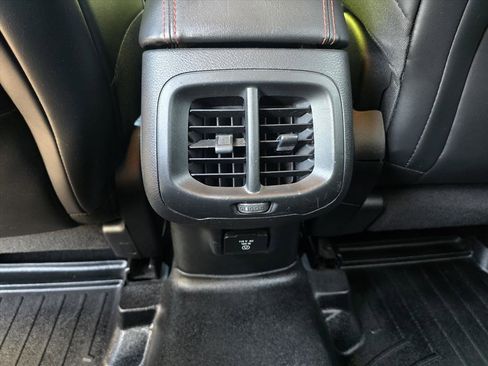 Used 2016 Jeep Cherokee Trailhawk w/ Comfort/Convenience Group AWD/4WD image 24
