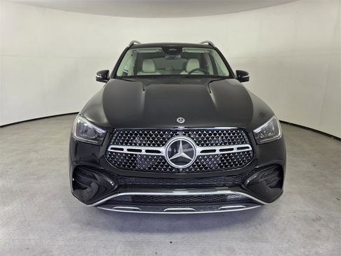 New 2026 Mercedes-Benz GLE 450 4MATIC image 2