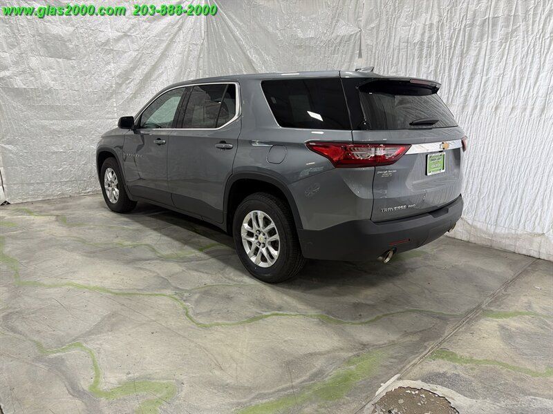Used 2021 Chevrolet Traverse LS AWD/4WD image 7