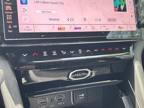 New 2026 Jeep Grand Cherokee L Limited AWD/4WD image 18