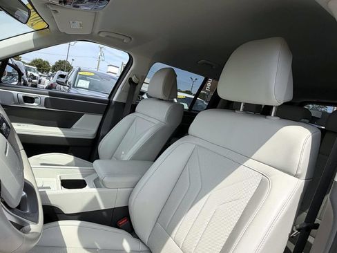 Certified 2026 Hyundai Santa Fe SEL AWD/4WD image 10