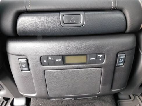 Certified 2023 Nissan Armada Platinum w/ Captain's Chairs Package RWD image 12