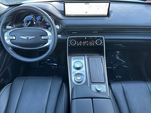Used 2023 Genesis GV80 2.5T w/ Prestige 20" Package image 13
