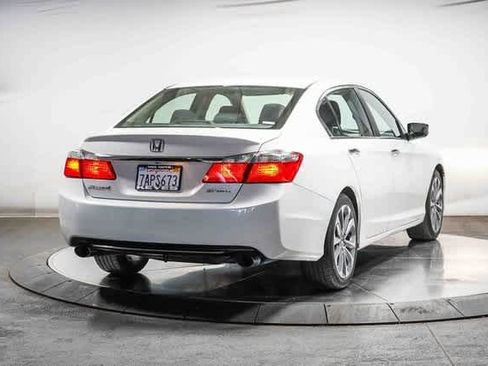 Used 2013 Honda Accord Sport image 4