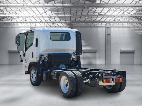 New 2025 Chevrolet Low Cab Forward 4500 XD image 4
