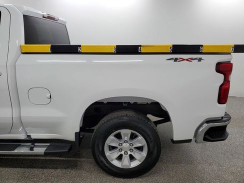 Used 2022 Chevrolet Silverado 1500 LT image 8