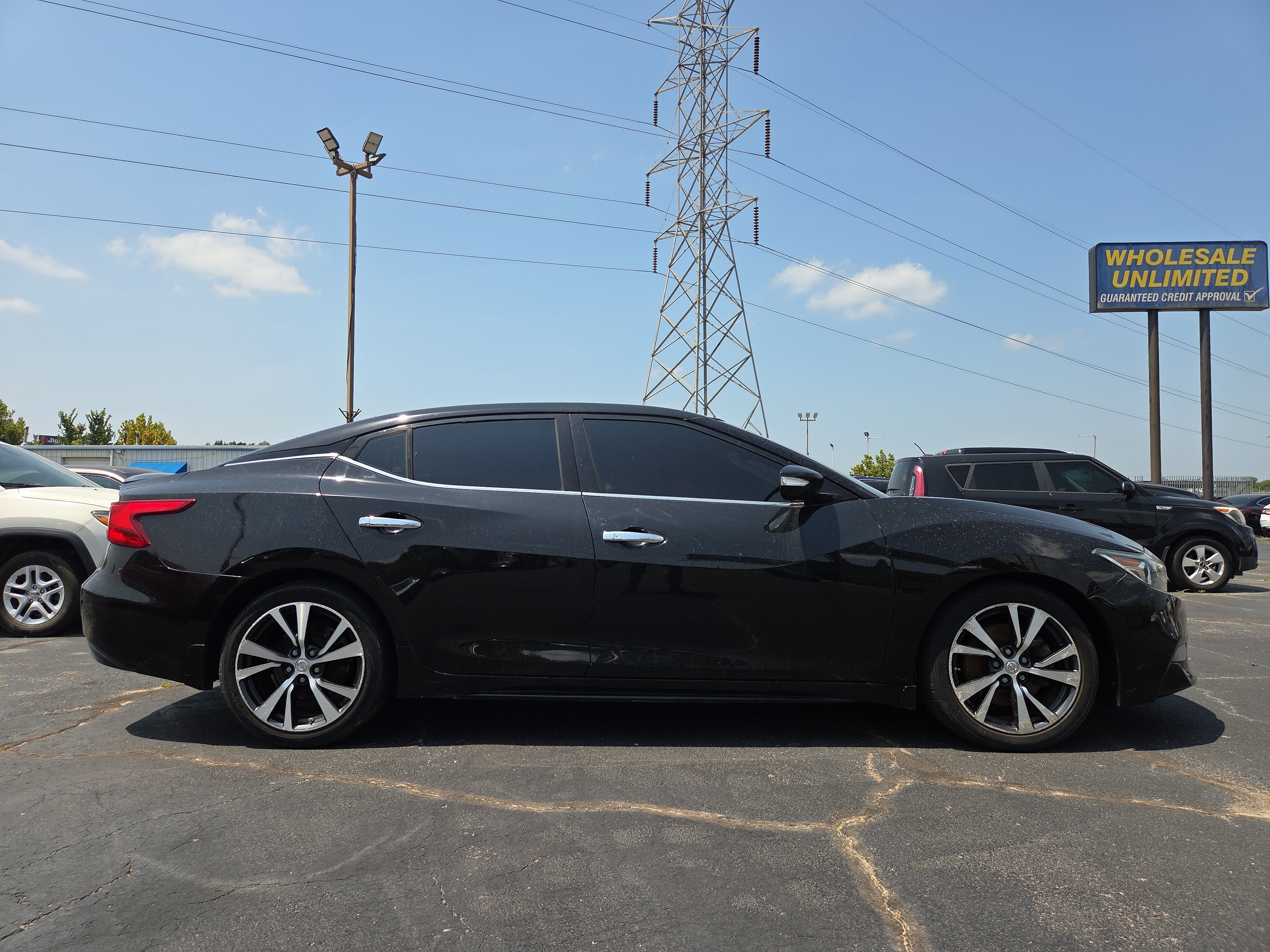Used 2017 Nissan Maxima 3.5 SL FWD image 6