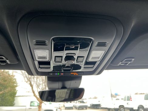 New 2026 Chevrolet Tahoe High Country AWD/4WD image 30