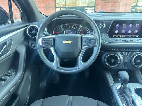 Certified 2021 Chevrolet Blazer LT image 2