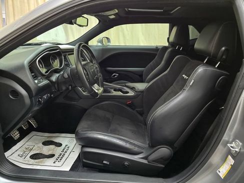 Used 2015 Dodge Challenger SRT w/ Technology Group RWD image 15