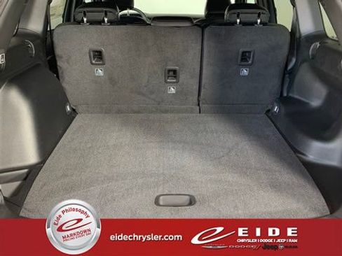 New 2025 Jeep Grand Cherokee Limited image 14