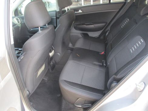 Used 2021 Kia Sportage LX w/ LX Fwd Popular Package image 5