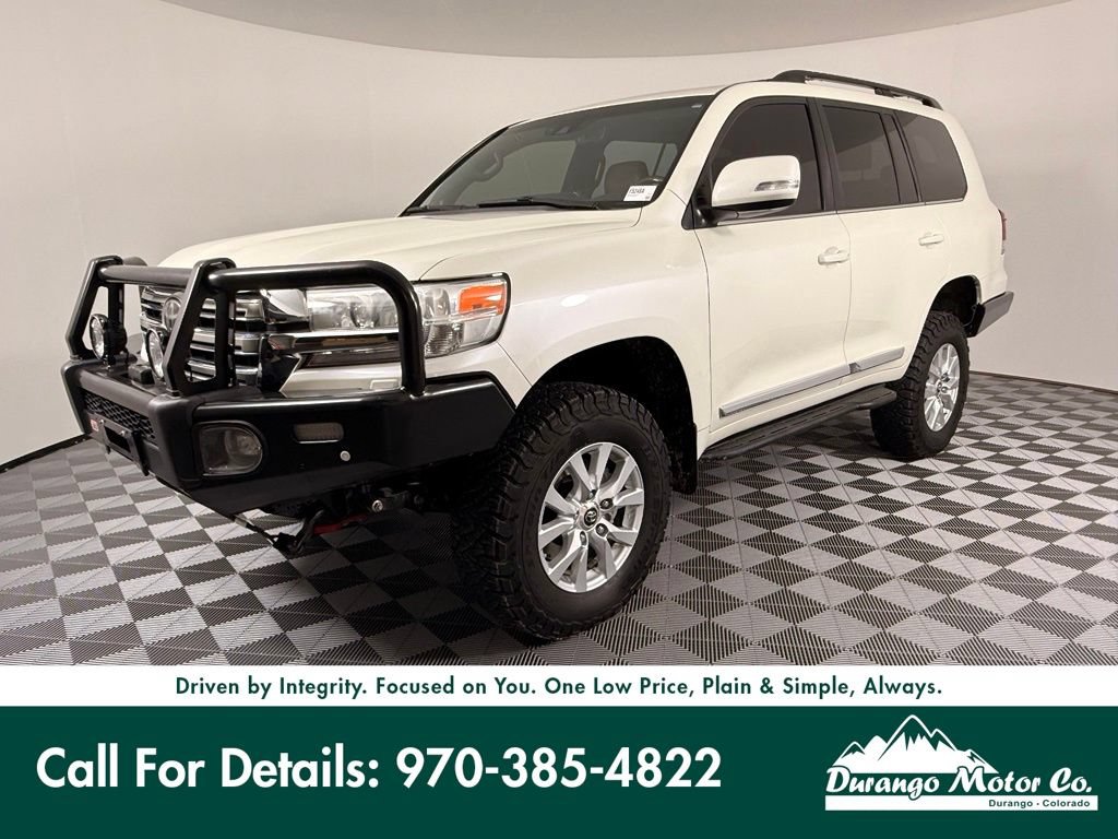 Used 2020 Toyota Land Cruiser w/ Four Season Floor Mat Package AWD/4WD image 1