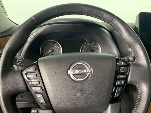 Used 2021 Nissan Armada SL w/ Captain's Chairs Package image 21