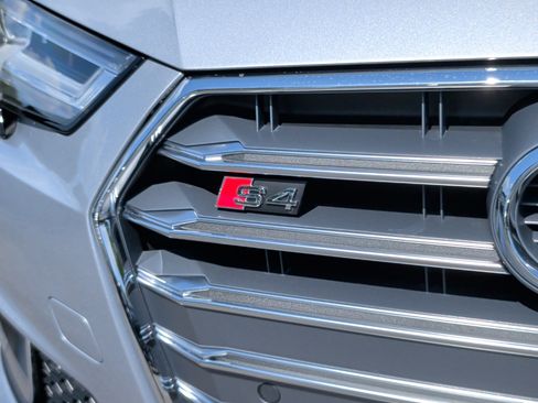 Used 2019 Audi S4 Premium Plus w/ Premium Plus Package AWD/4WD image 11