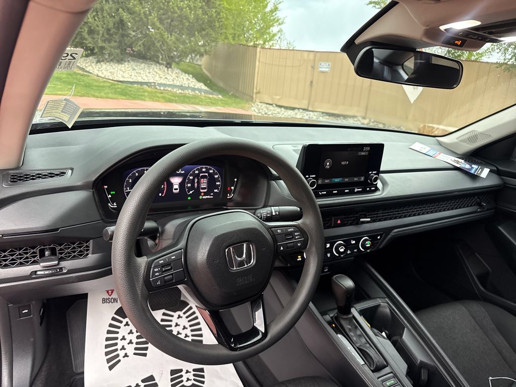 Used 2023 Honda Accord EX image 15