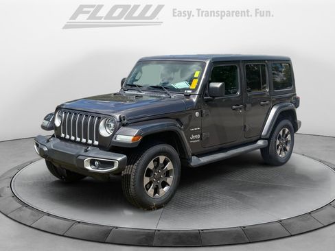 Used 2020 Jeep Wrangler Unlimited Sahara AWD/4WD image 4