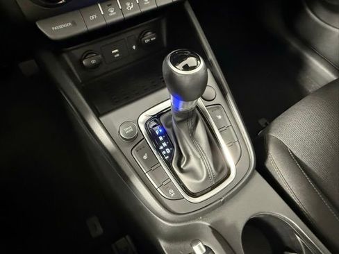 Used 2022 Hyundai Kona SEL image 26