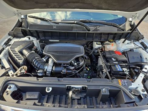 Used 2018 GMC Acadia SLE AWD/4WD image 35
