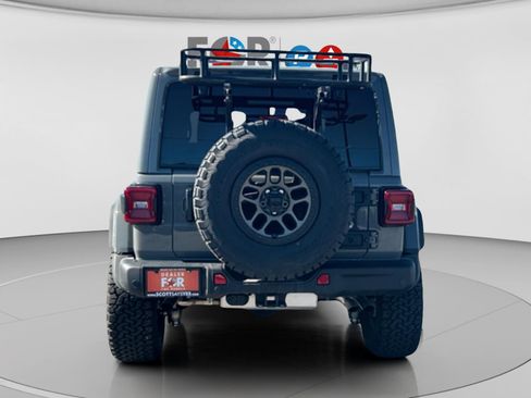Used 2022 Jeep Wrangler Unlimited Rubicon w/ Xtreme Recon 35" Tire Package image 4