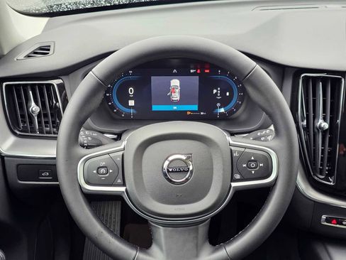 New 2025 Volvo XC60 B5 Core w/ Protection Package Premier image 22