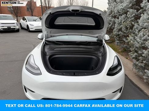 Used 2023 Tesla Model Y Performance image 34