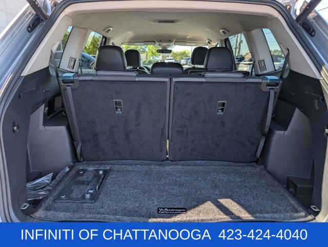 Used 2024 Volkswagen Atlas SE w/ Black Wheel Package FWD image 23