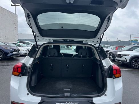 Used 2025 Buick Encore GX Preferred FWD image 31