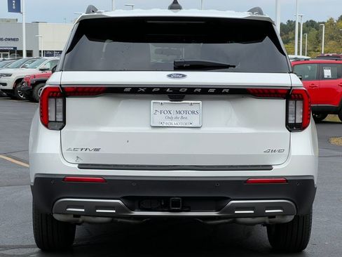 Used 2026 Ford Explorer Active w/ Active Comfort Package image 42