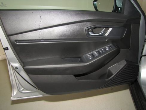 Certified 2024 Honda Accord EX image 10