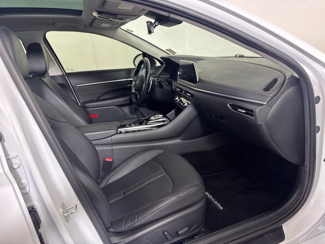 Used 2020 Hyundai Sonata Limited FWD image 4