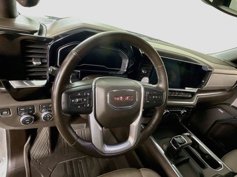 Used 2024 GMC Sierra 1500 SLT w/ SLT Premium Package AWD/4WD image 5