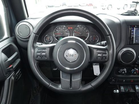 Used 2017 Jeep Wrangler Unlimited Sport AWD/4WD image 11