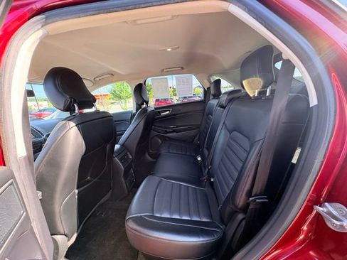 Used 2018 Ford Edge SEL w/ Equipment Group 201A FWD image 25