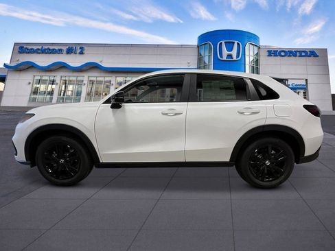 New 2026 Honda HR-V Sport image 2