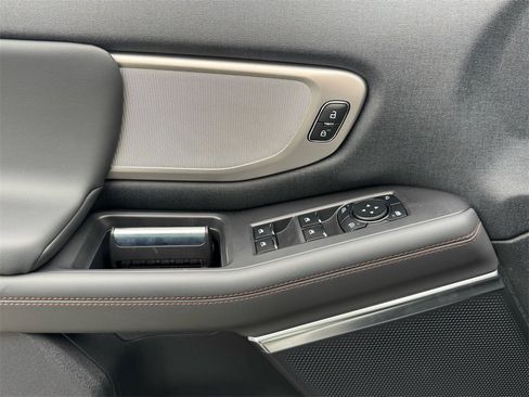 New 2025 Ford Expedition Max Active image 10