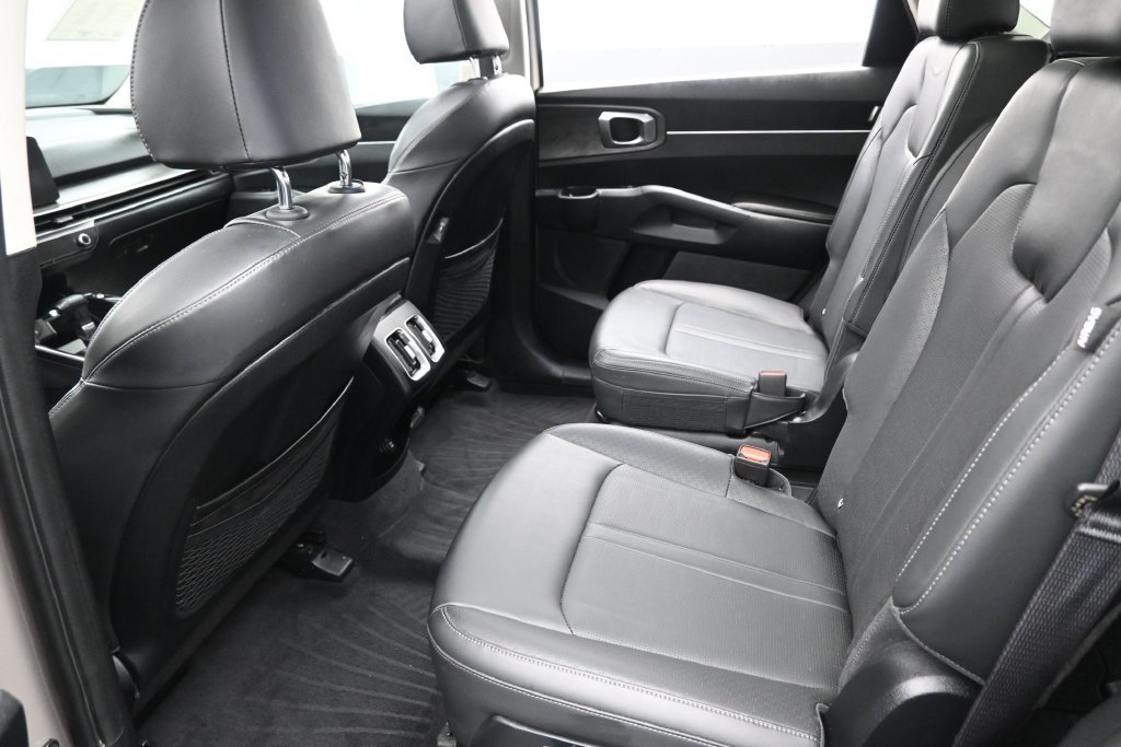 Used 2024 Kia Sorento X-Line EX AWD/4WD image 25