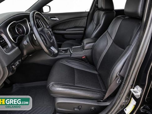 Used 2016 Dodge Charger R/T w/ Plus Group RWD image 10