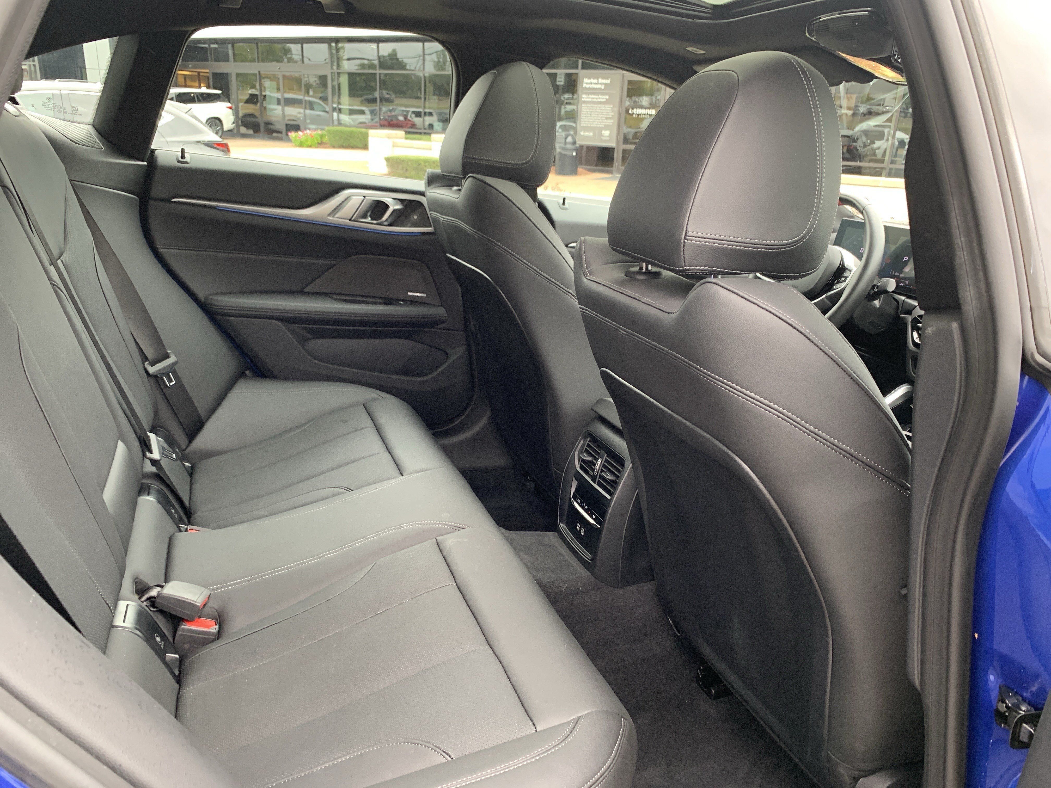Used 2025 BMW M440i RWD image 33